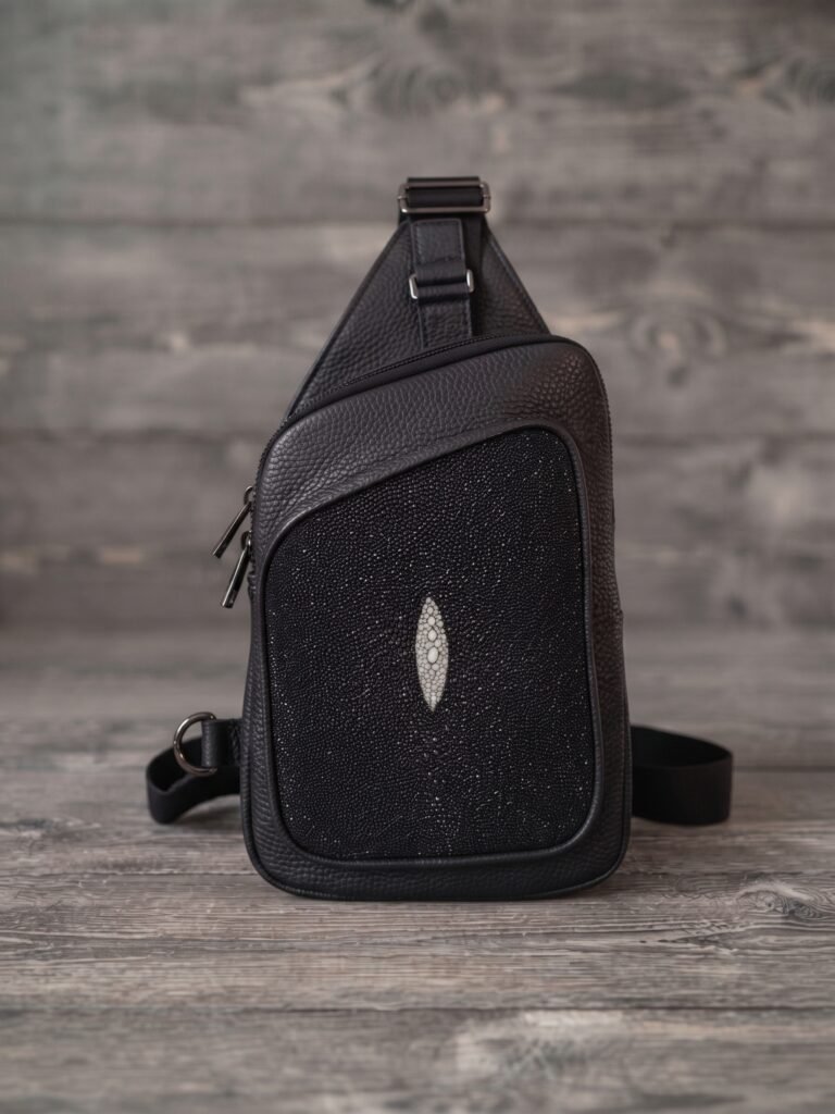 PECHERA CABALLERO PIEL VACUNO/MANTARRAYA NEGRO